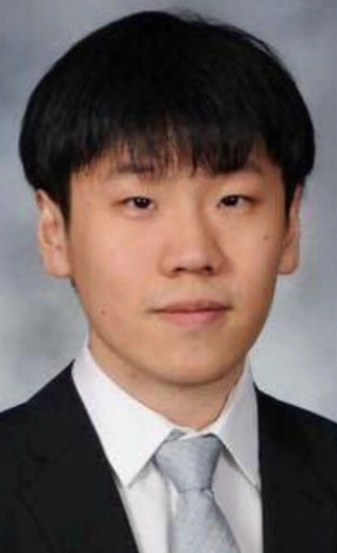 |机器人谷助力全国城市联赛 95后掌门人看好国际象棋