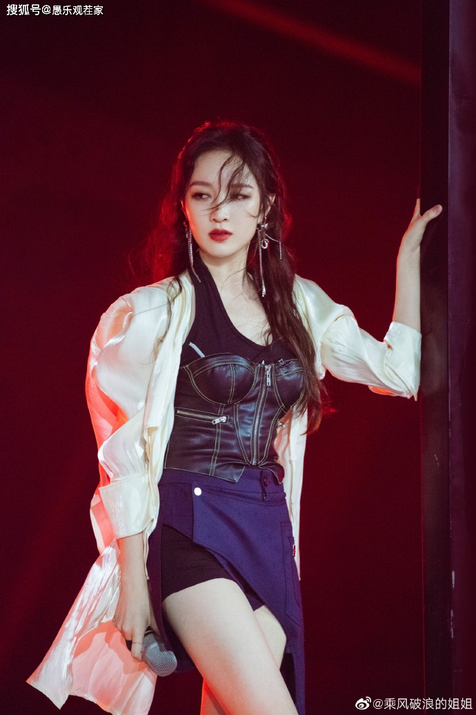 姐姐|原创《浪姐》成团半个月，宁静万茜张雨绮等人各忙各的，7人仍未合体