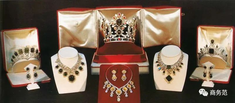 珠宝|最美“末代王后”坎坷一生：珠宝富可敌国，流亡后丈夫子女去世…