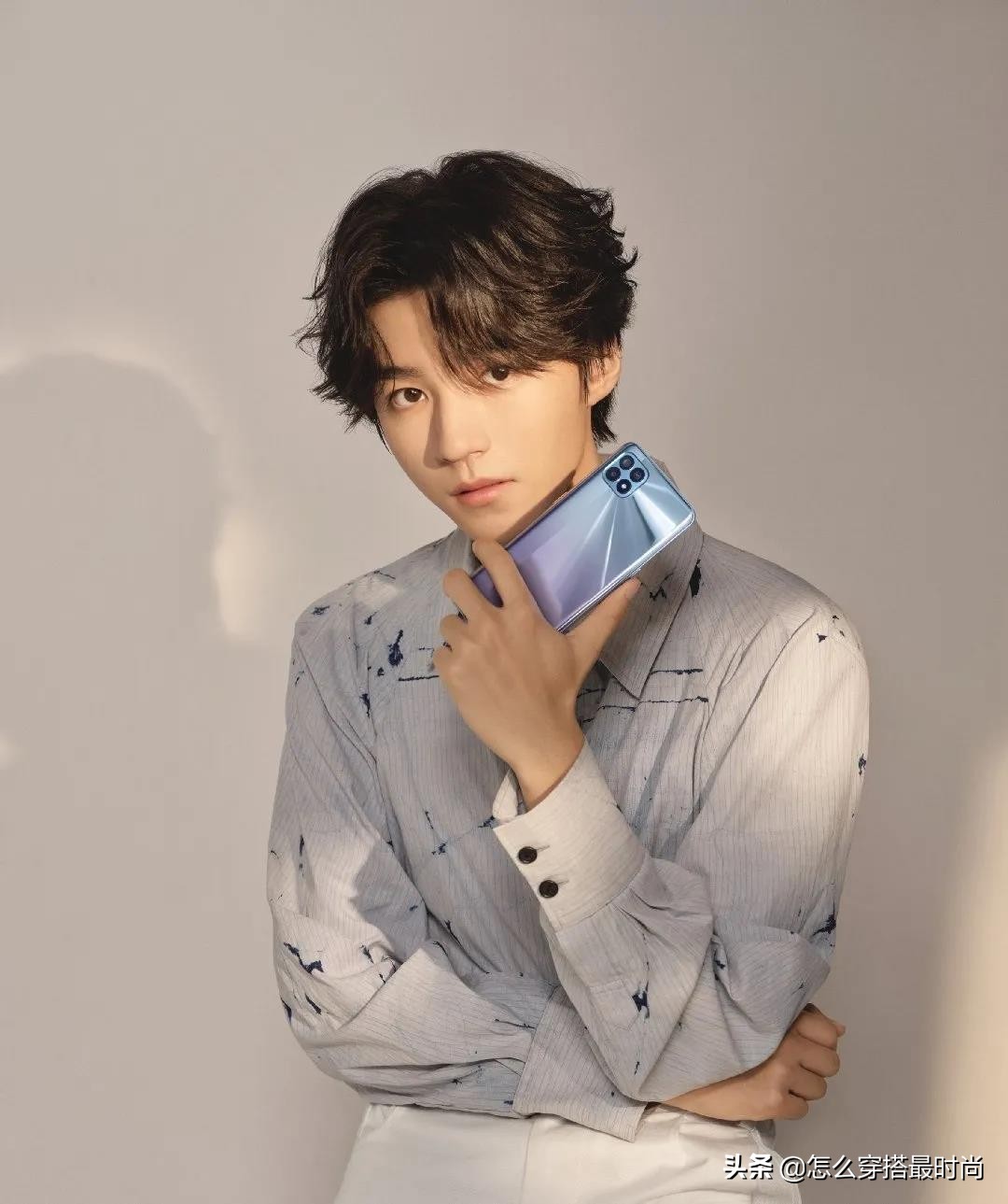 少年|拯救男朋友穿搭大作战？王俊凯教你穿出高级“少年感”