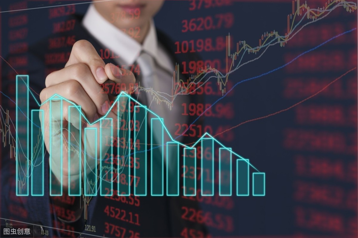 北大金融系女教授:炒股越久,你的心就越冷,你离股神就