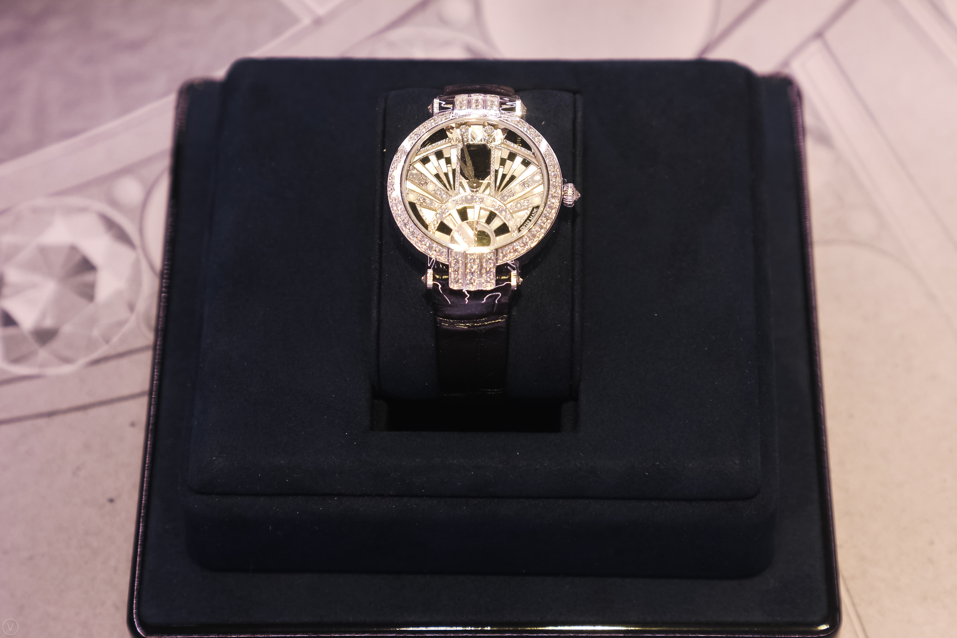 鉴赏|惊艳新品：海瑞温斯顿2020新品腕表鉴赏活动在北京举行