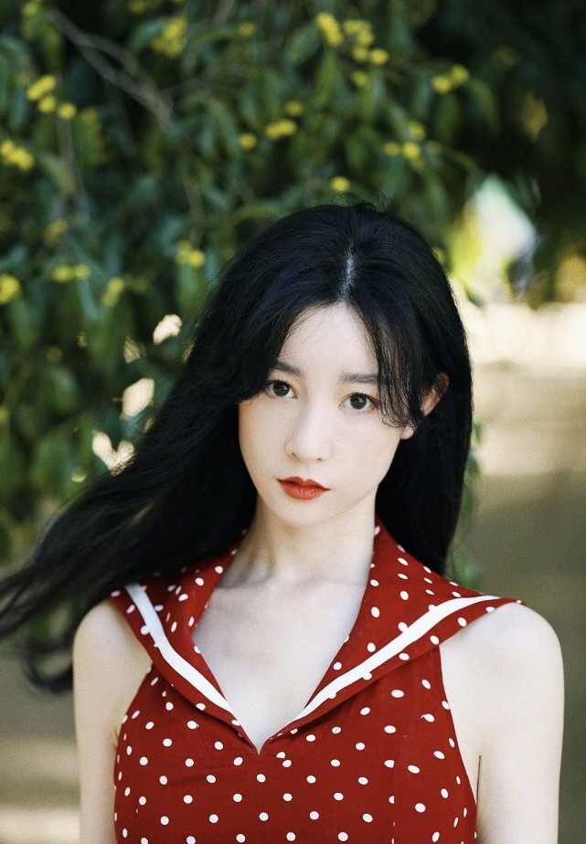 祝福|原创公布恋情时让人大跌眼镜，现收获祝福，不结婚很难收场