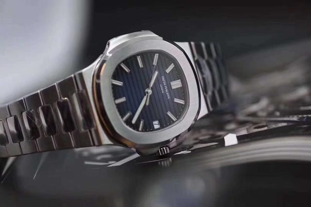 橡树|顶级钢表王，带你领略极致炸裂的上手体验