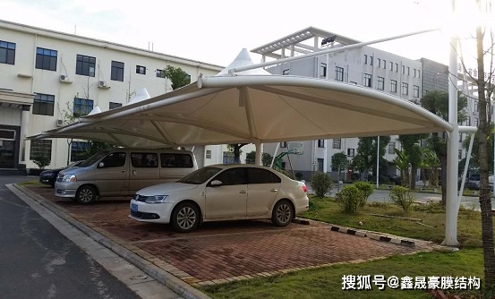 膜结构停车棚的施工安装主要分为哪几个阶段?