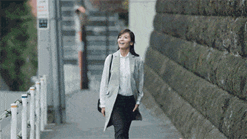 原创刘涛深夜发文暗示要离婚?为了红,她究竟可以有多拼?