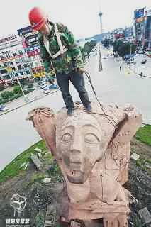 设计|德阳两大女神，屡次“被拆迁”一分儿拆迁费也没得到