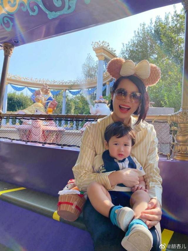 视后胡杏儿上综艺，称有港姐头衔比没有好，进
