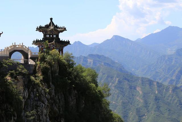 北京最"安静"的一个景点,圣莲山,被誉为"京都第一奇山"_手机搜狐网