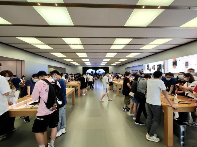 消息资讯|断供当天，苹果官网却写着这句话，竟出自库克亲手