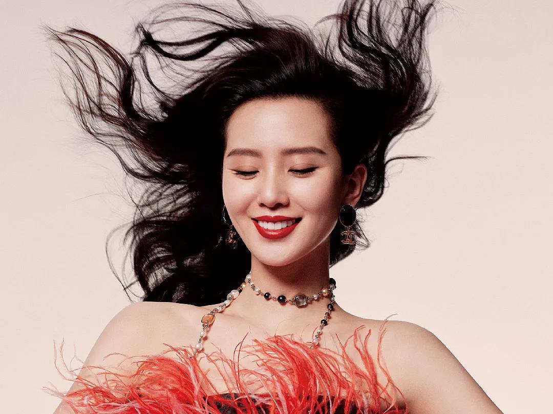 新剧|她新剧开撩，吻戏也就回放 10 来遍吧