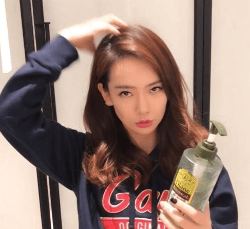 怎么洗头发才能让头发超级香 02f92c010dc842fda16f05bdc6d3eb09.png
