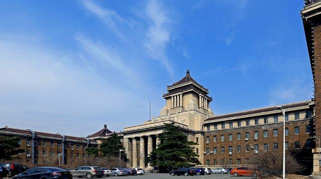 丽江人均消费_丽江古城图片(2)