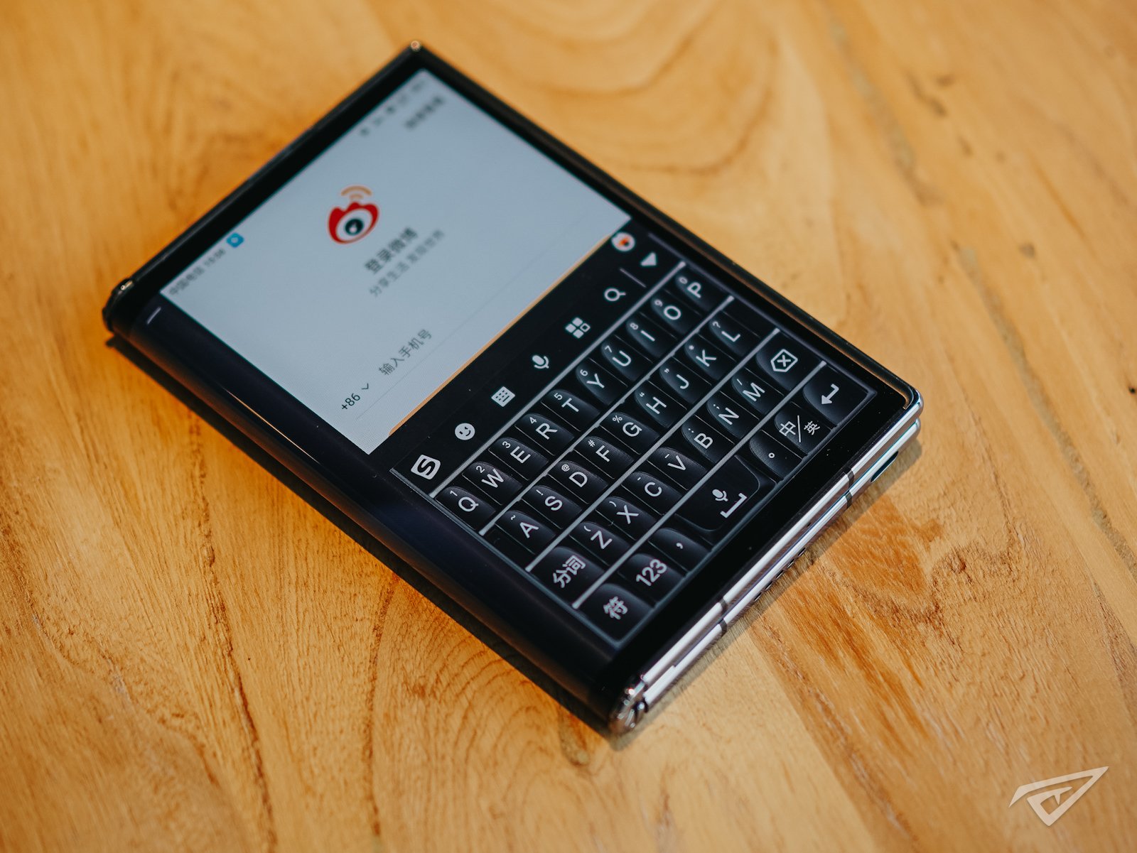 办公|黑莓Passport复活？商务范儿的另一种可能