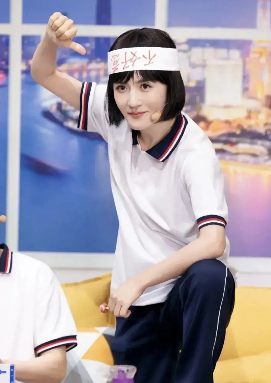 谢娜两档综艺回归引爆期待，金秋之际温暖来袭