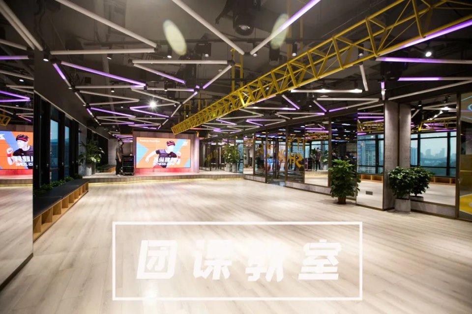 器械|艺术馆健身房，老板竟是吴尊…