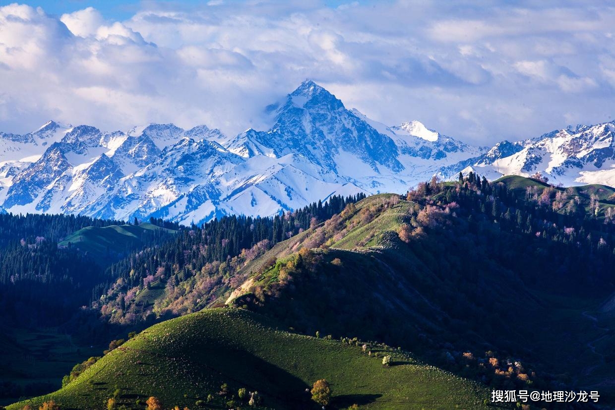 天山|位于我国新疆的“天山准静止锋”，其形成原因是什么？