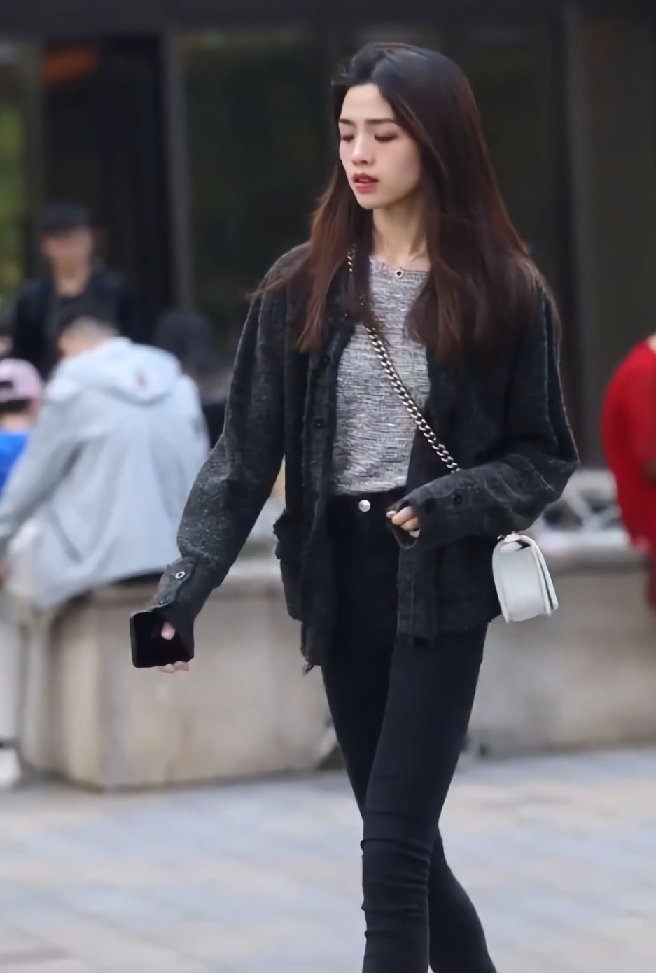 匡威|建议00后来看看:“红星鞋”现在火了,比匡威阿迪还个性三倍!