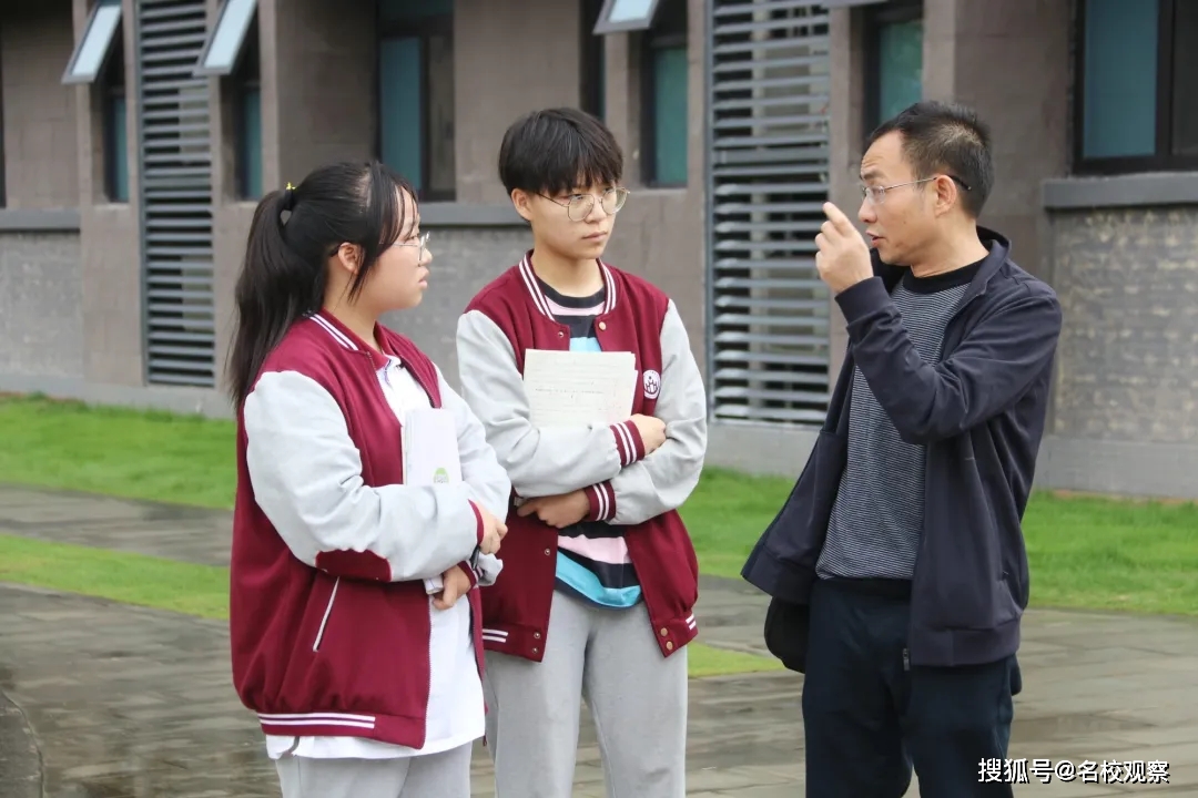 指导|为高三师生复习备考精准把脉诊断“学科建设专家团队”专家组莅临衡川