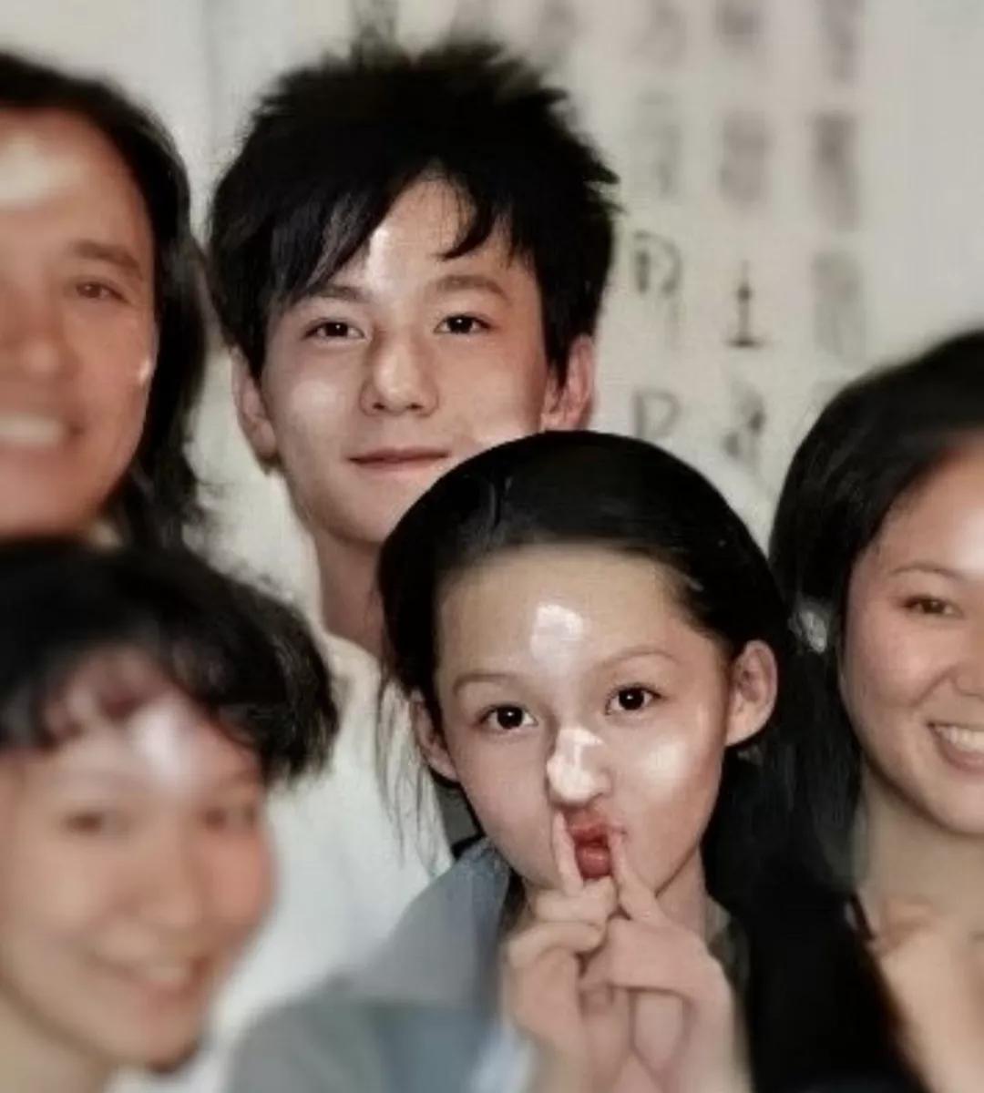 李沁|原创李沁杨洋复合了？那乔欣怎么办啊？