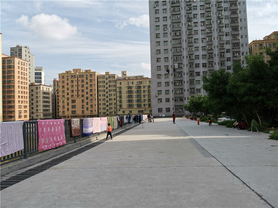 野城村人口_东汇城超市人口图片