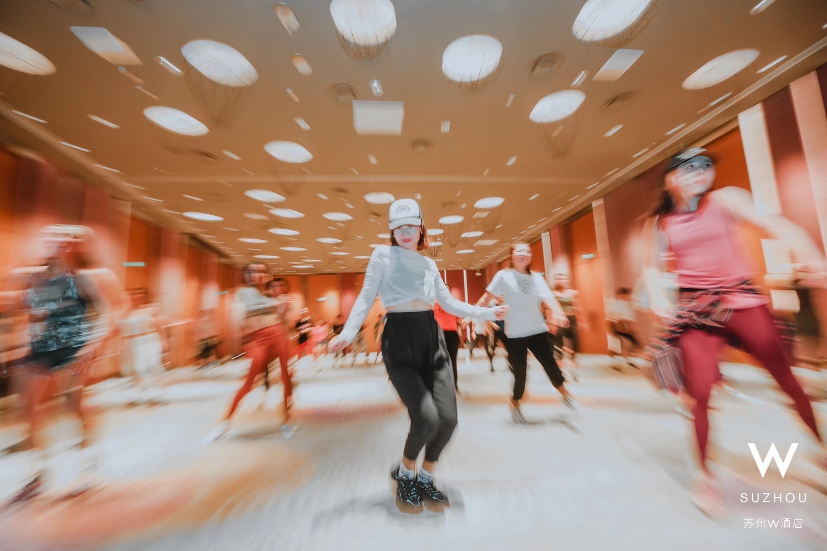 系列|再三精彩!苏州w酒店三周年系列活动,潮玩不停歇
