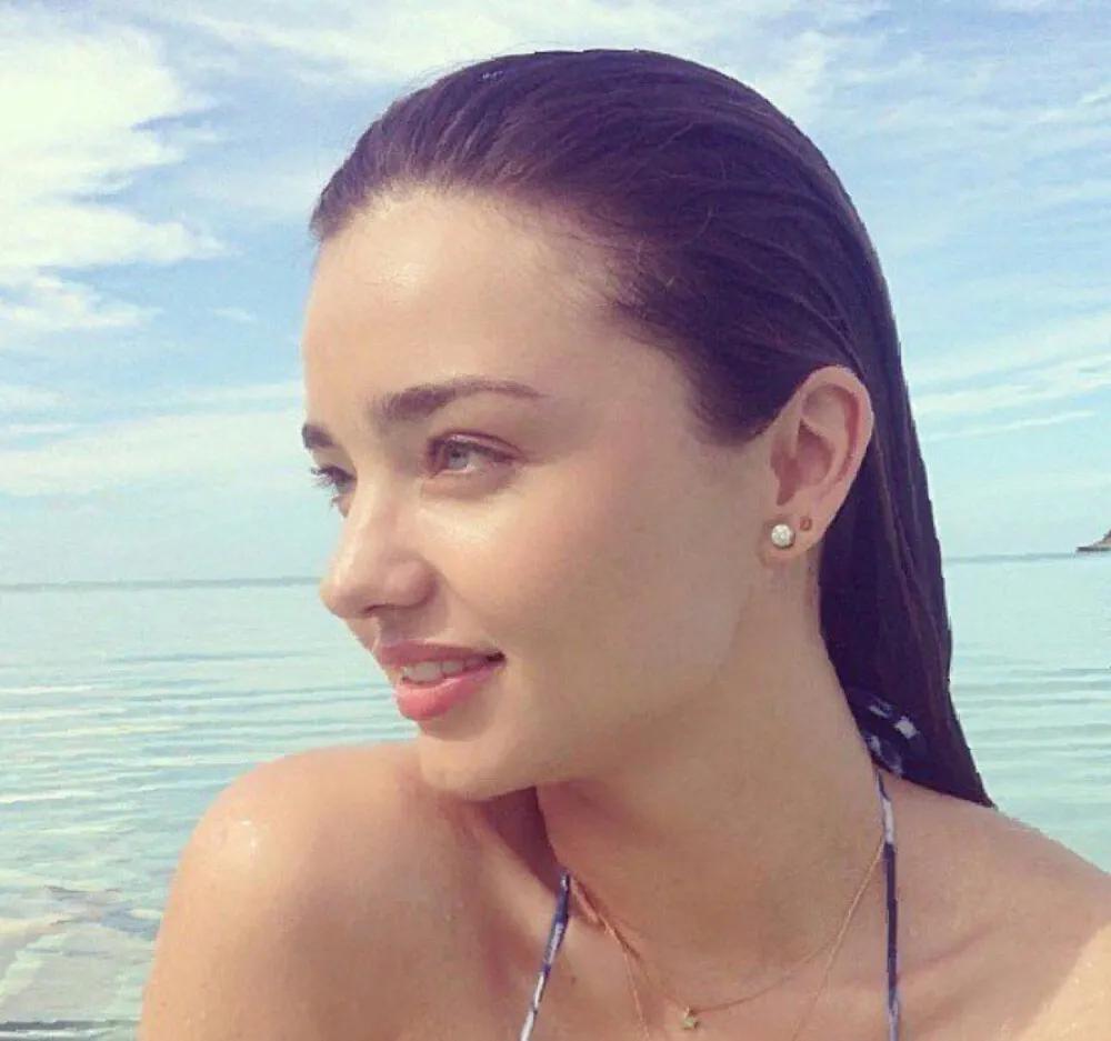 美少女|吊打鞠婧祎的真·四千年美少女，这方脸却甜到极致的美貌是开挂了吧！