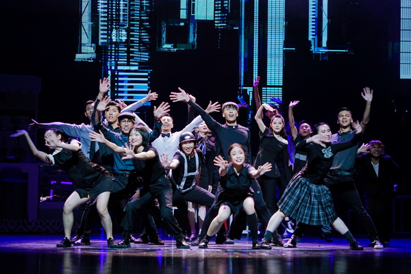 音乐现场演员 bef32fab83f9464b8a0880753707992d.jpeg