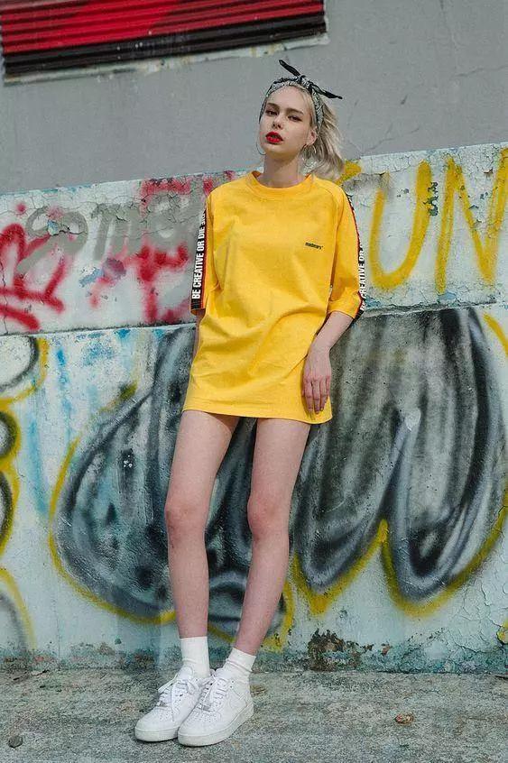 外套|T恤+小外套，你是初秋最帅酷女孩！