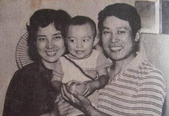张金玲:曾是北影“三朵金花”,忍痛息影换来离婚,今逆袭成画家