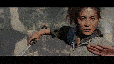 古灵精怪就属翁美玲的黄蓉给最为经典,不管再多女星,只有大家心中的