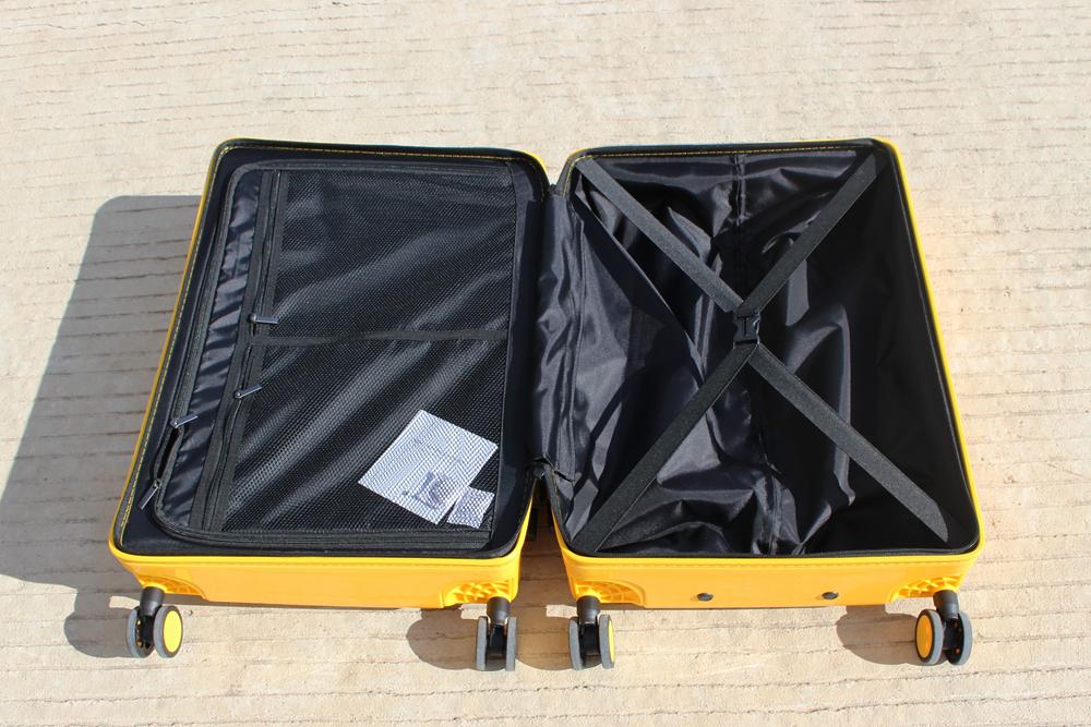 材质|轻量旅行箱 3层PC 靓色加持 女生差旅首选