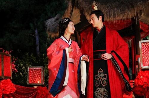 生下|此女因宦官失误，嫁错了人，结果生下一代明君，孙子成千古一帝