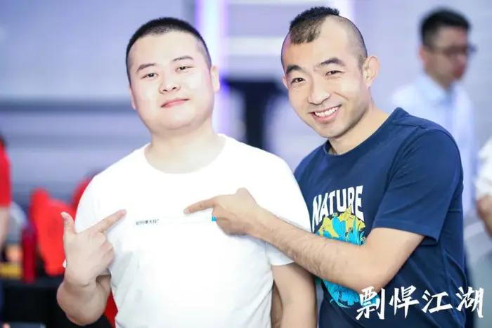 老铁|剽悍一只猫剽悍品牌特训营：花费高价的圈子线下聚会，我学到了啥