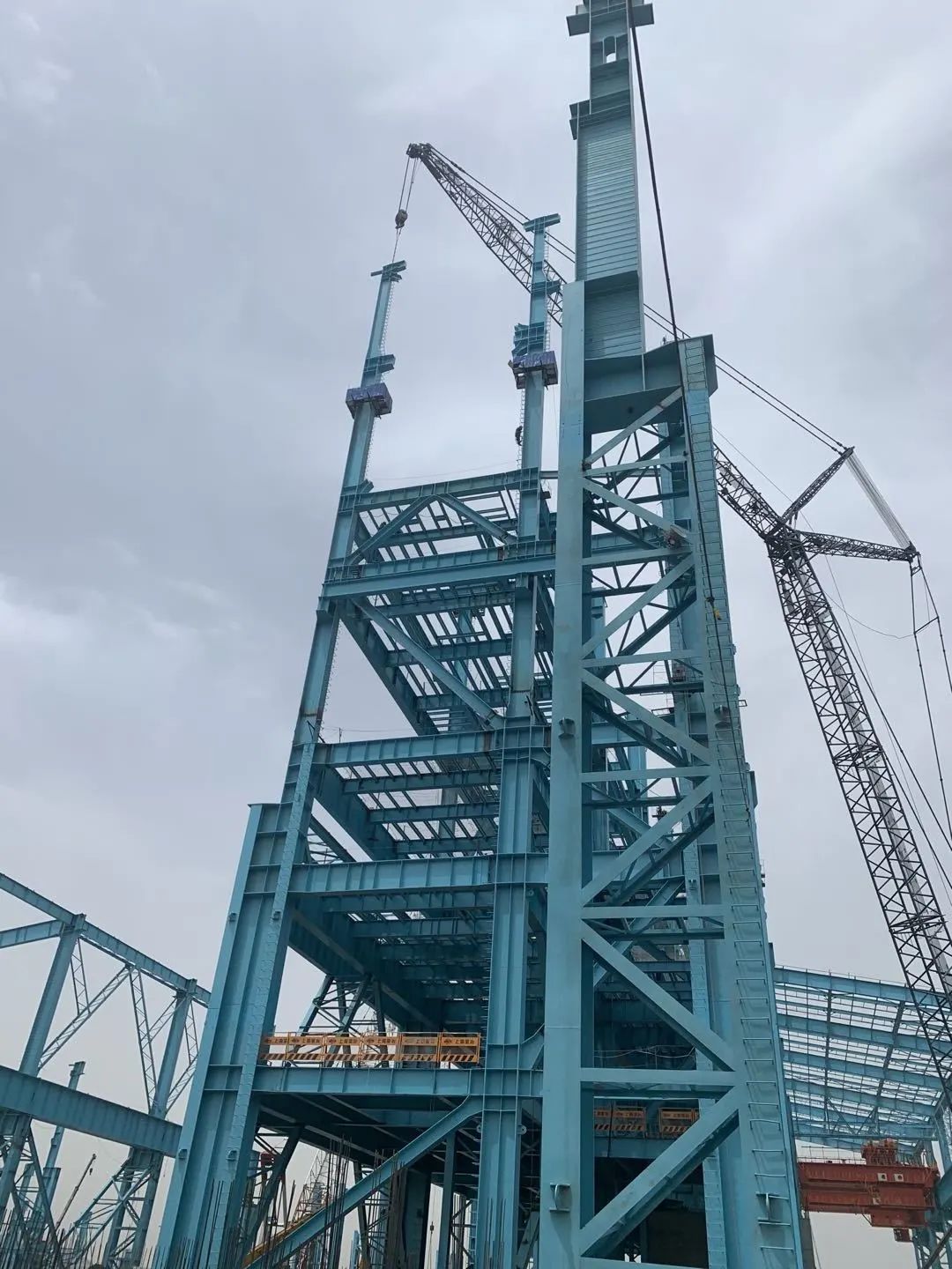 石横特钢创造多少gdp_石横特钢四大美女