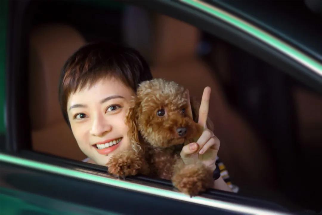 五官|杨丞琳36岁还能稳坐可爱教主，幸好当年没把这个心机部位do掉