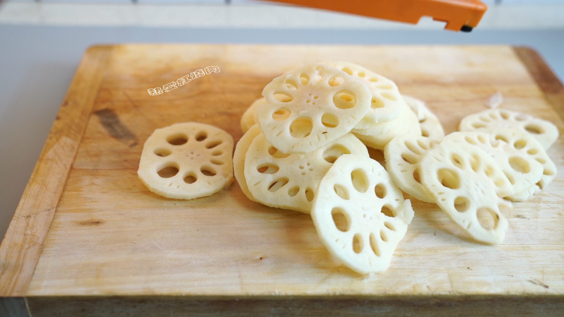 藕片|吃着甜甜的嚼着有韧性，可以用手捏着吃没想到藕还能这么做