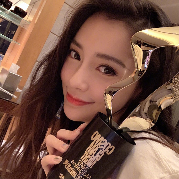 男生|她模特出身，在综艺节目中一举成名，演技却饱受诟病