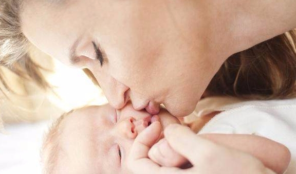 时候|体重接近这个数，发育更健康，将来可能是“高智商”宝宝出生时