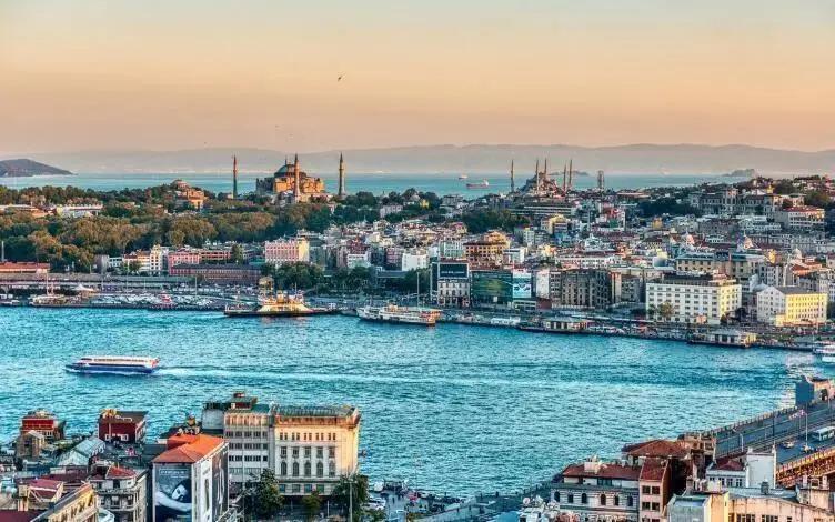 伊斯坦布尔gdp占土耳其_土耳其伊斯坦布尔图片(3)