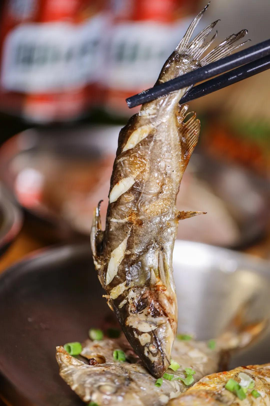 宁波独|原来烧烤还有这么出人意料的吃法！？全宁波独①味的网红把把烧