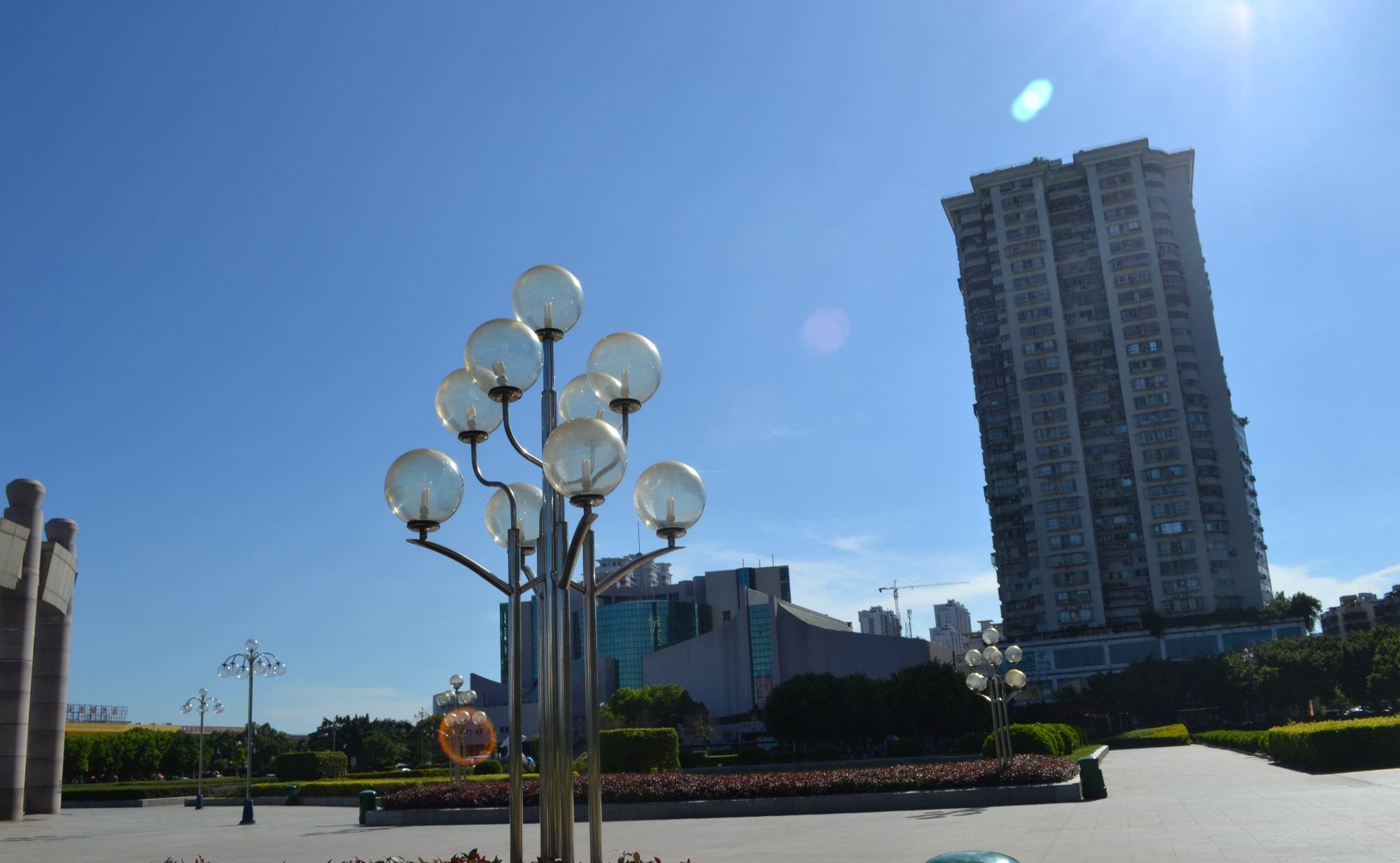 深圳和三亚的GDP_深圳到三亚飞机票图片