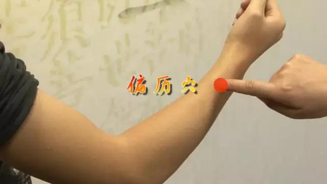 什么运动能快速消水肿 f443899c6fa7488b9d933efbc667c2b6.jpeg