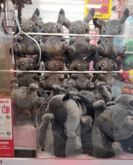原创
幽默笑话不笑你来找我:你光吃馒头嘛?不得就着点儿肉啊,菜啊!