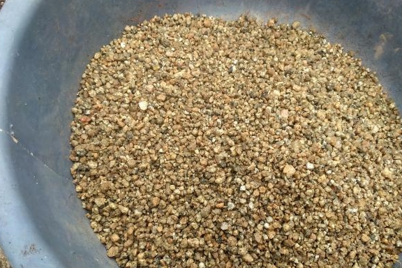 多肉种植土推荐 f9d1d9032bb348db9d40cf066290ebd7.jpeg