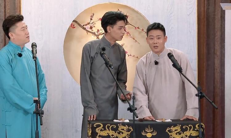 《德云斗笑社》播出后,栾云平经常被秦霄贤电话吵醒,原因超好笑