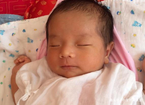 婴儿几个月出门 0f6ce61c77ef44d2b947eada6a7eb006.jpeg