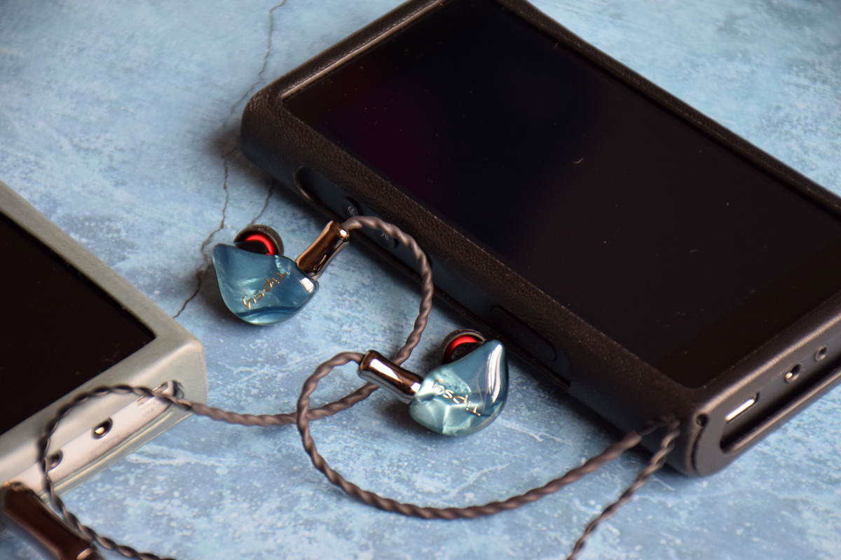 Tipsy|Tipsy蓝极光耳机：沉醉于音乐，倾听微醺的声音