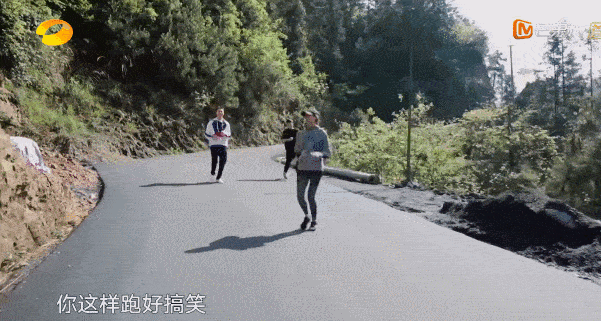 证通必赢-把 38 岁活成 18 岁的样子,不愧是彭于晏的女神
