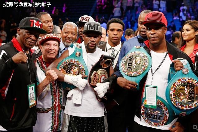 女友|都知道梅威瑟爱美女，拥有7位女友和平共处，相处的秘诀是什么？